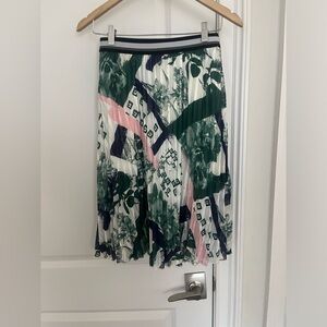 Kiind Of Green Multi Accordion-Pleat Printed Skirt S